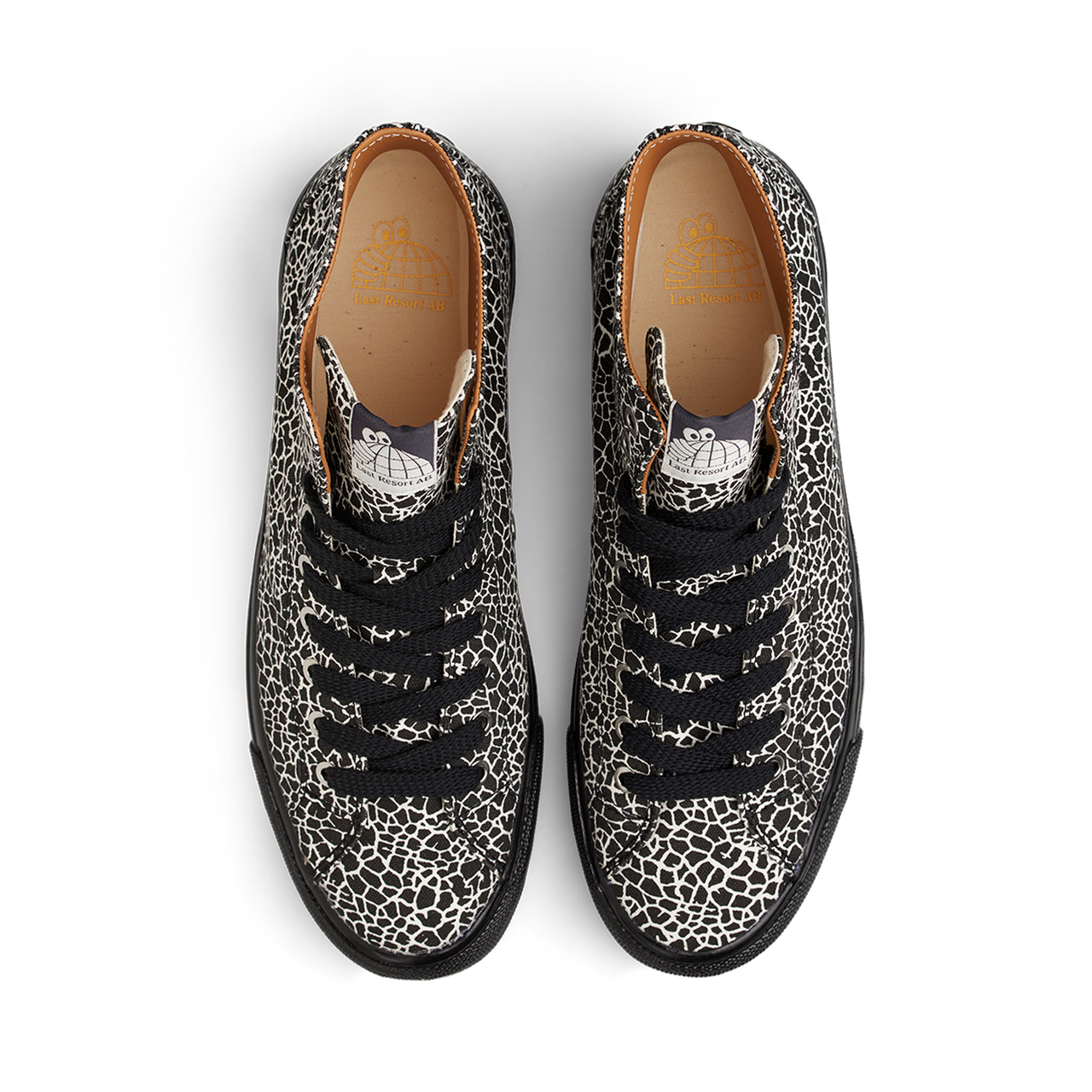 Last Resort AB VM003 Canvas Hi Shoe - Cracked Black / White