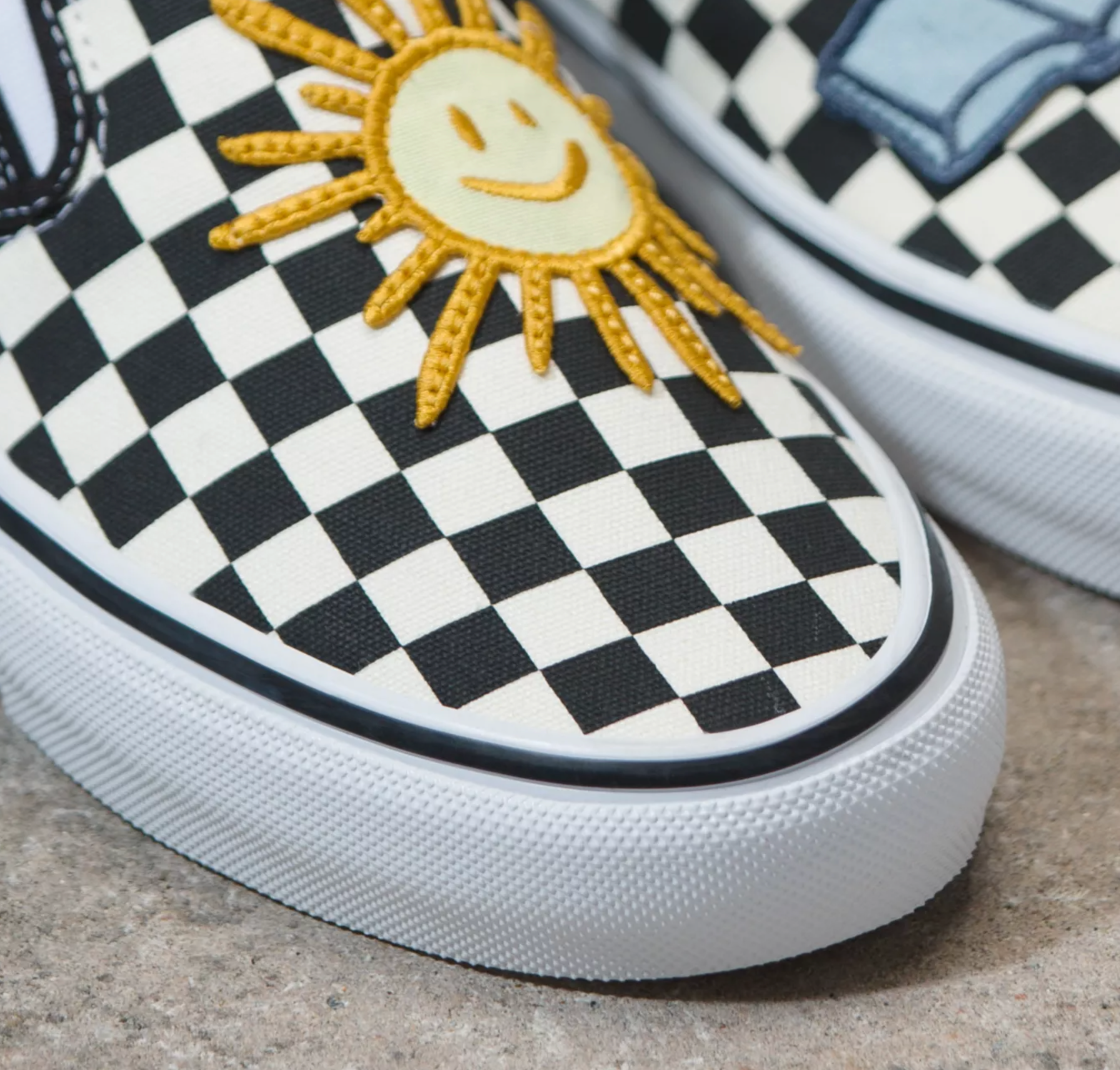 Vans slip sales ons checkerboard gray