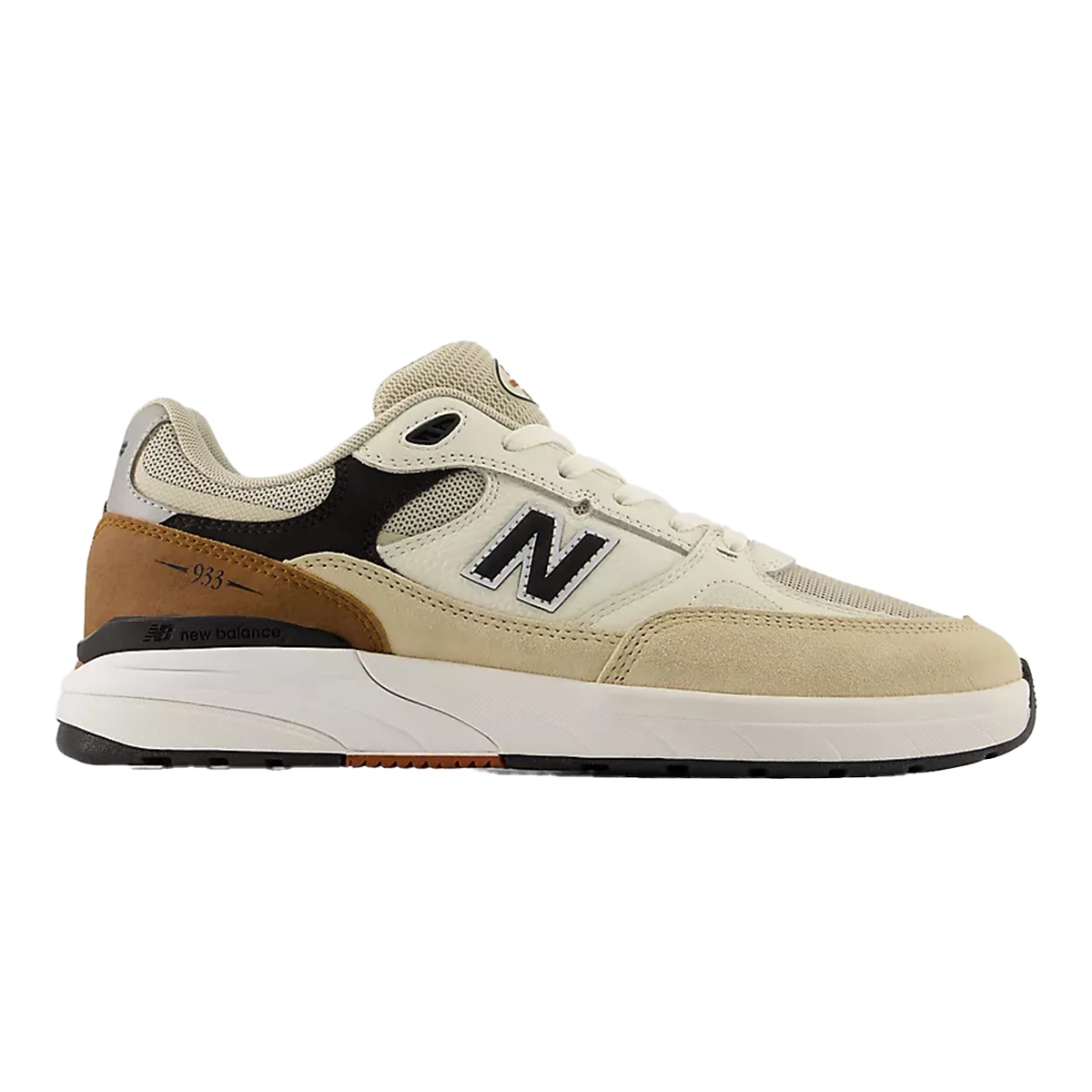 New Balance NM Andrew Reynolds 933 Shoes - Quicksand / Sea Salt